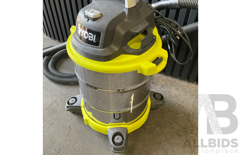 Ryobi RVC-1530IPT-G Ryobi RVC-1530IPT-G Vacuum