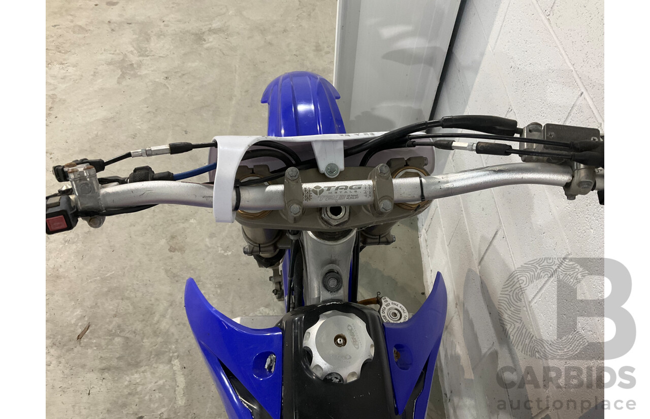 2006 Yamaha YZ450F  Dirt Bike