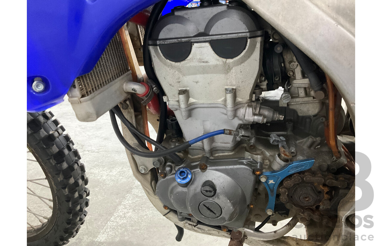 2006 Yamaha YZ450F  Dirt Bike