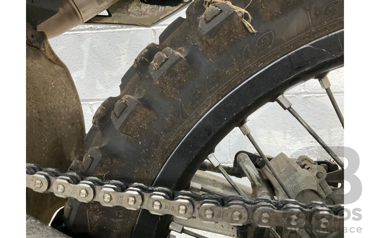 2012 Yamaha YZ450  Dirt Bike