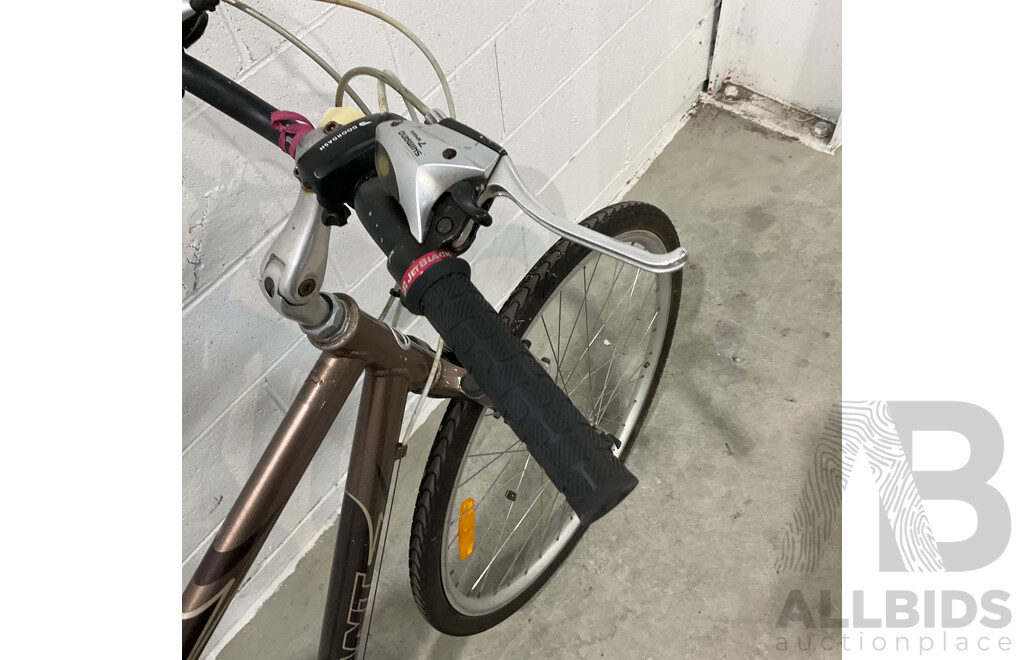 Giant Elwood SE Bike - Brown - Size 19''