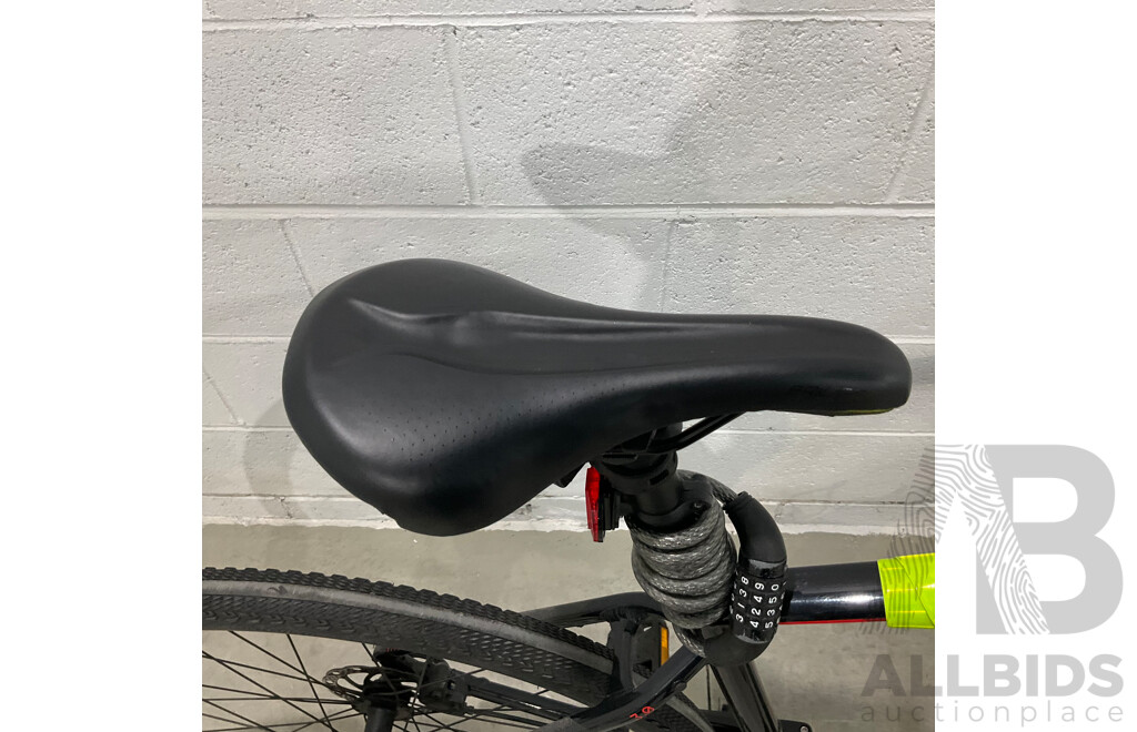 SPECIALIZED Sirrus Bike - Size XL