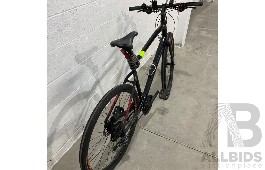 SPECIALIZED Sirrus Bike - Size XL