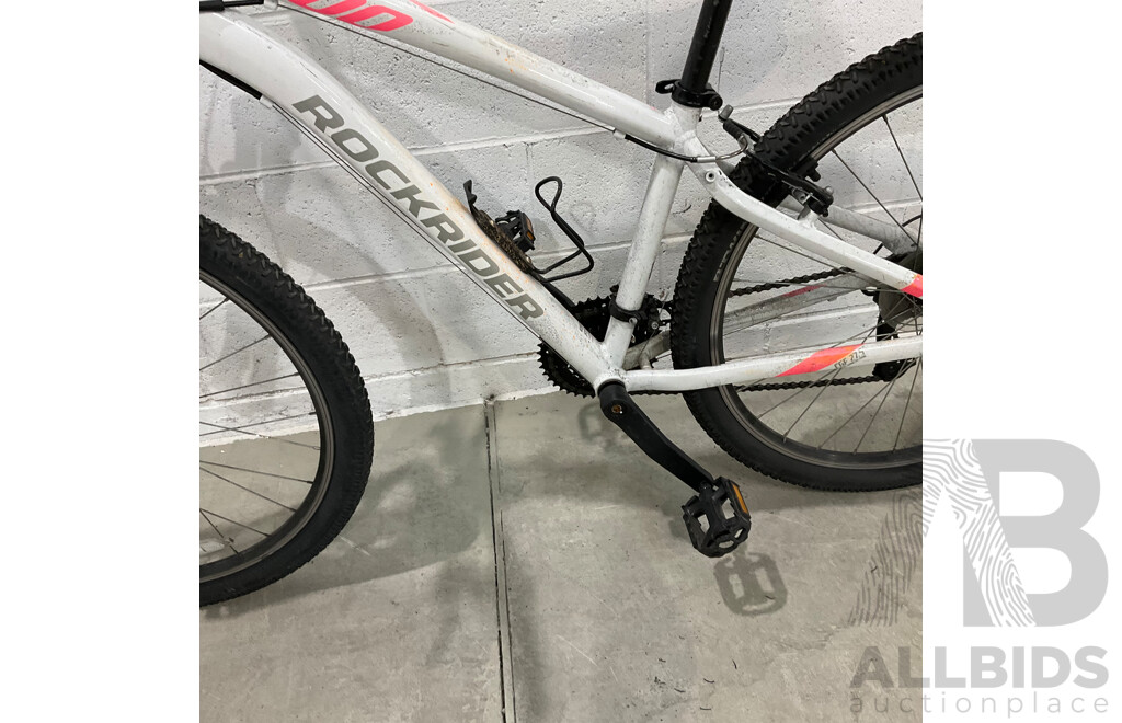 Decathlon Rockrider ST-100 Mountain Bike -Size M - White
