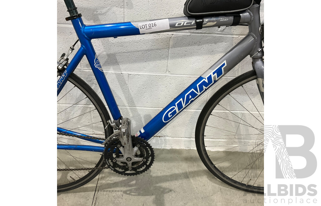 Giant OCR2 Road Bike - Blue/Silver