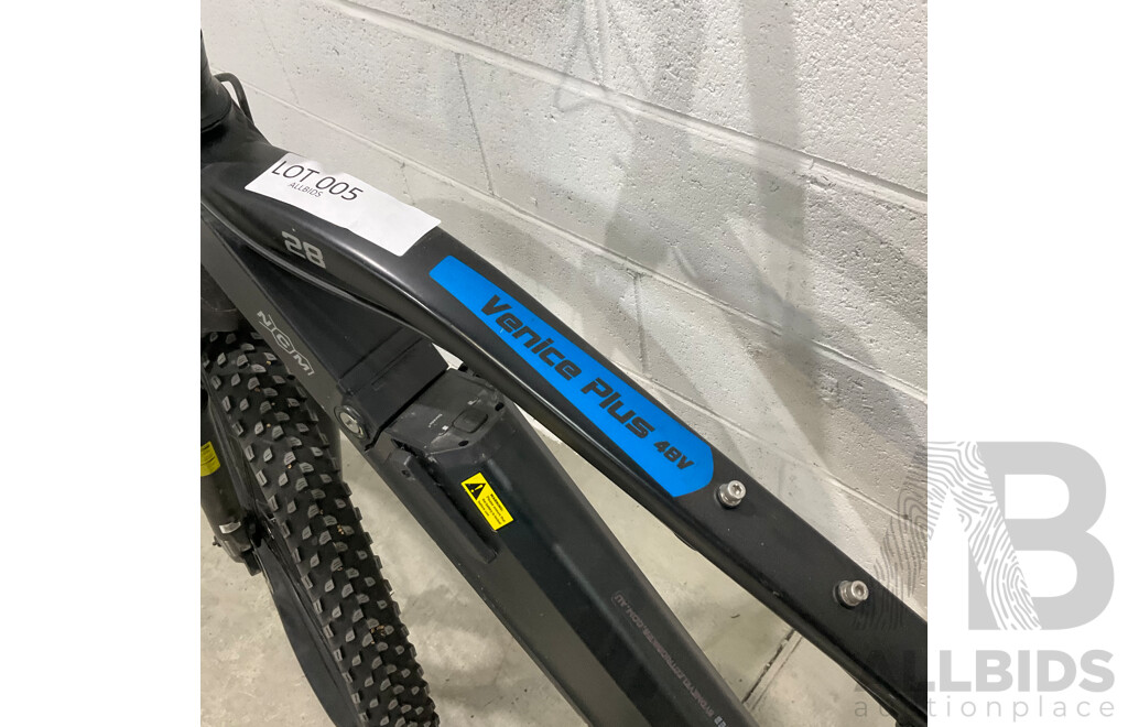 NCM Venice Plus E-Bike - Size 28