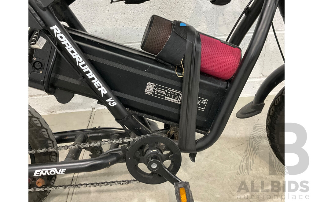 Roadrunner V3 Electric Bike