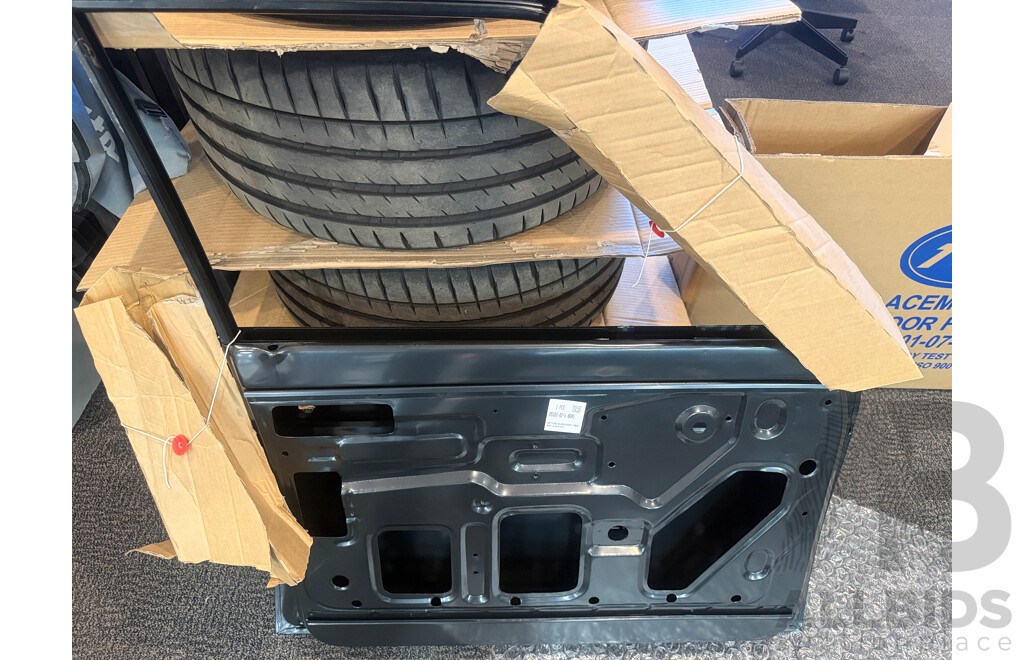 Car Door (Passenger) to Suit Datsun 1200 Ute (DS101-07-L) + Cross Brace (TR409I24ACG)