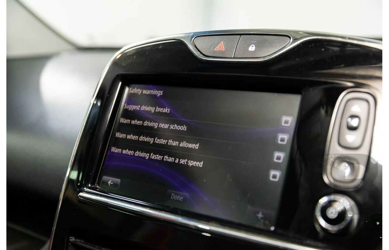 9/2014 Renault Clio RS 200 Sport X98 5d Hatchback Deep Black Metallic Turbo 1.6L