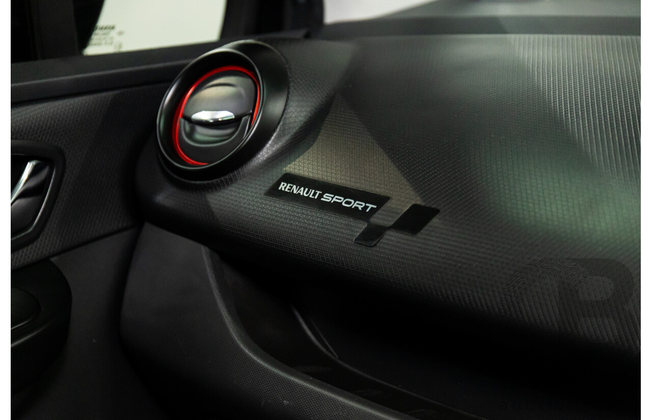 9/2014 Renault Clio RS 200 Sport X98 5d Hatchback Deep Black Metallic Turbo 1.6L