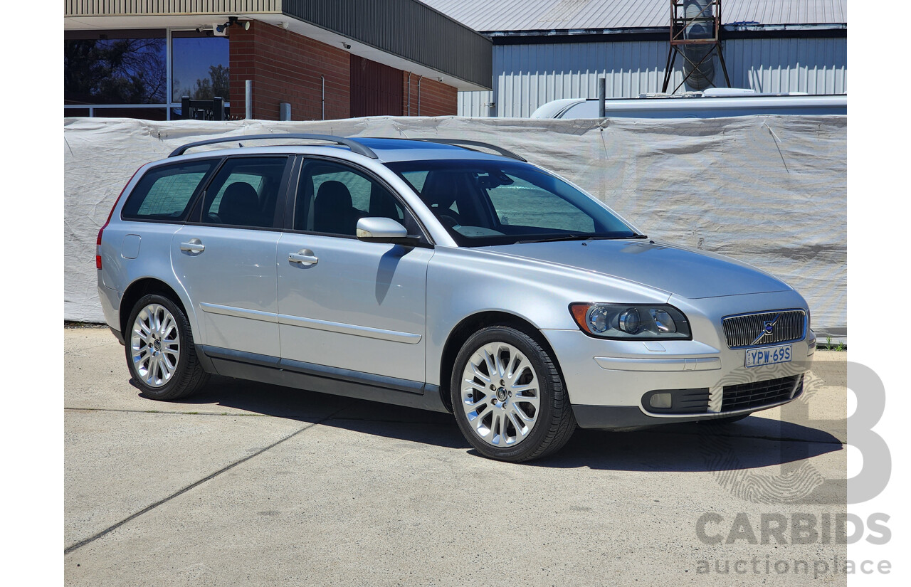 9/2005 Volvo V50 T5 MS 4d Wagon Silver 2.5L