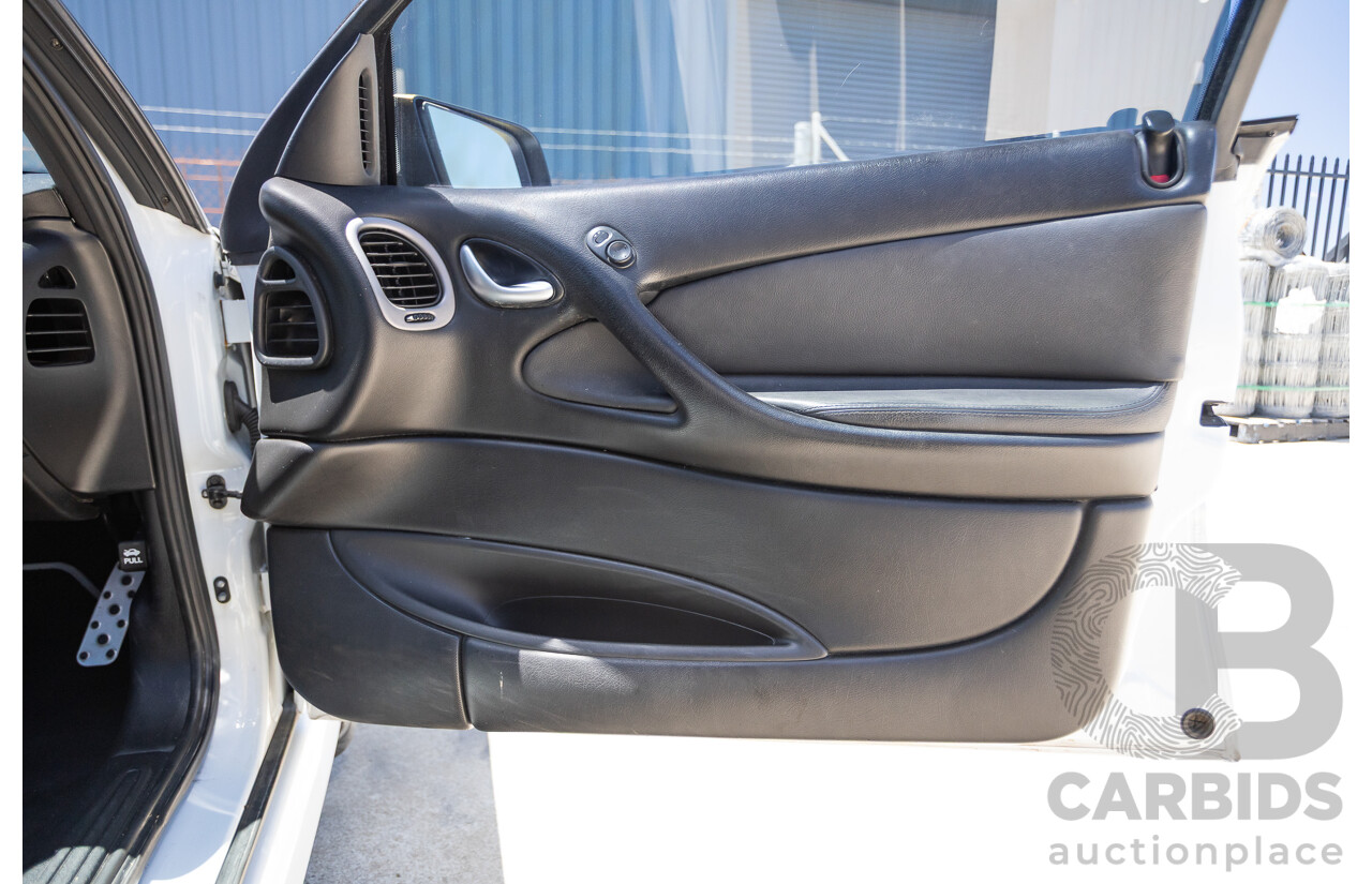 8/2005 Holden Commodore SS VZ Utility Heron White 5.7L V8