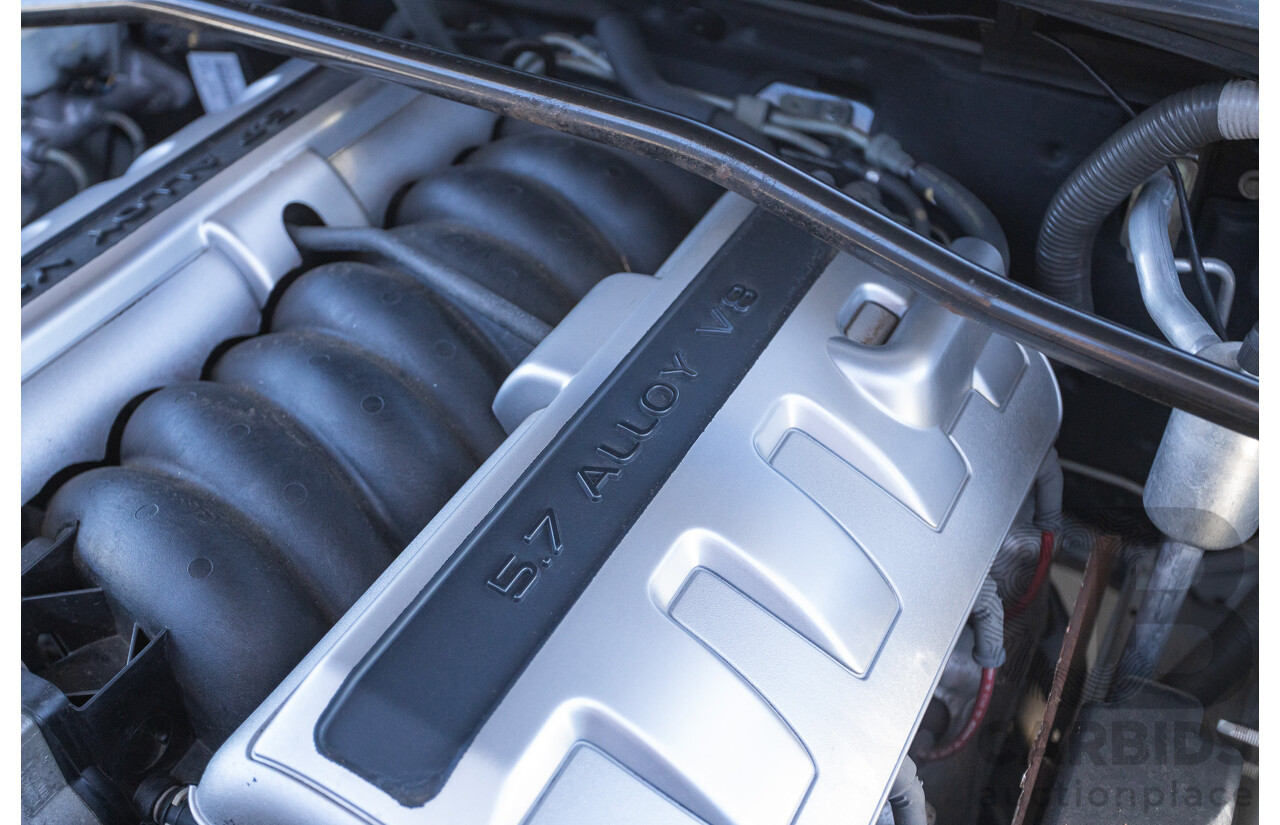 8/2005 Holden Commodore SS VZ Utility Heron White 5.7L V8