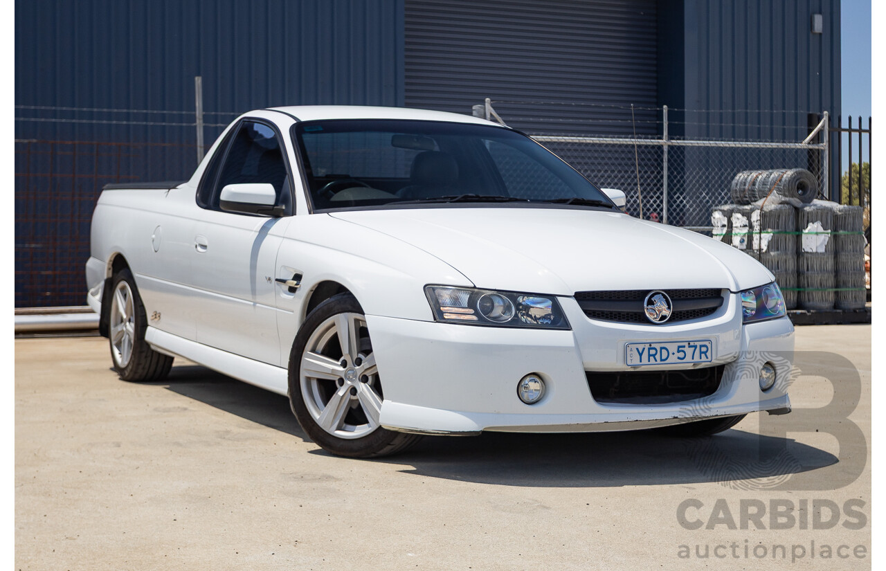 8/2005 Holden Commodore SS VZ Utility Heron White 5.7L V8