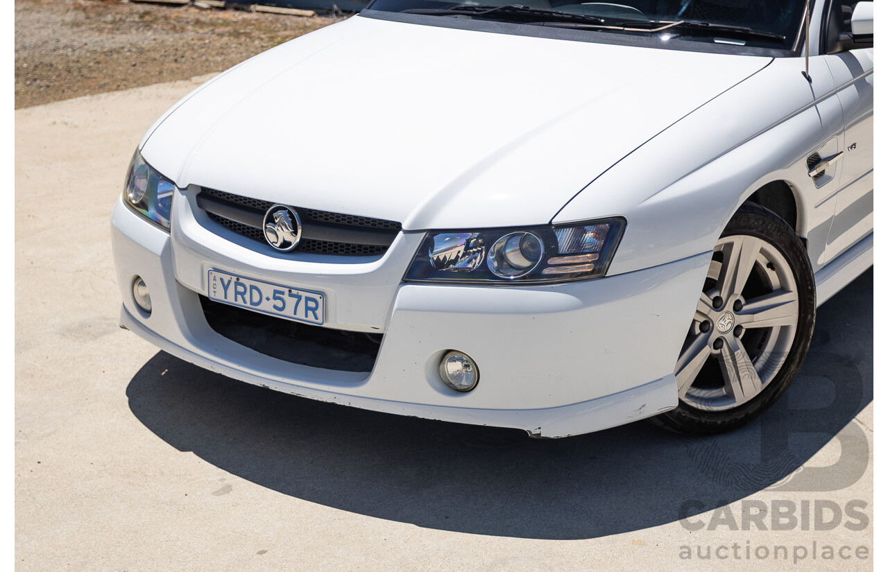 8/2005 Holden Commodore SS VZ Utility Heron White 5.7L V8