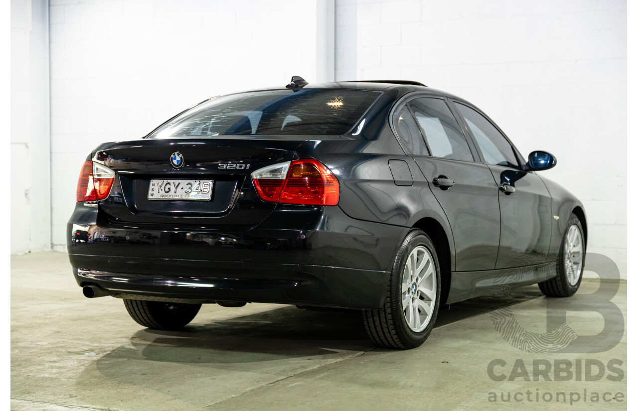 2/2007 BMW 320i Executive E90 4d Sedan Black Sapphire Metallic 2.0L