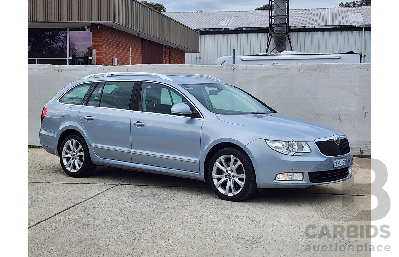 2/2014 Skoda Superb 118 TSI Elegance 3T MY13 4d Wagon Silver 1.8L