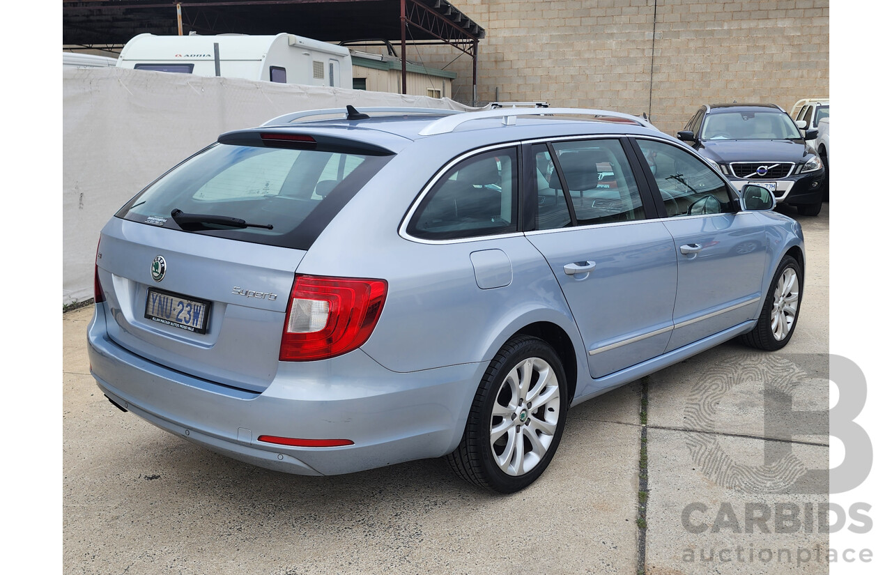 2/2014 Skoda Superb 118 TSI Elegance 3T MY13 4d Wagon Silver 1.8L