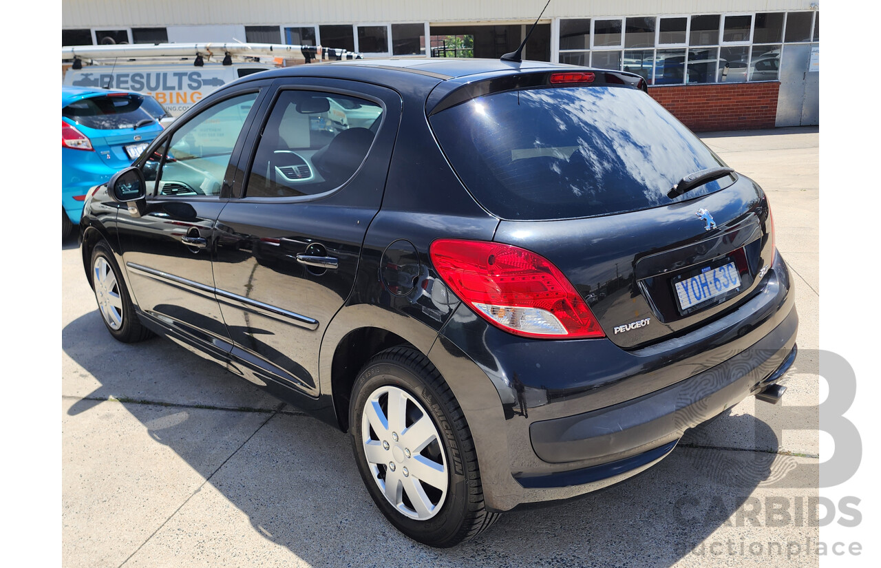 12/2010 Peugeot 207 XT MY10 5d Hatchback Black 1.6L