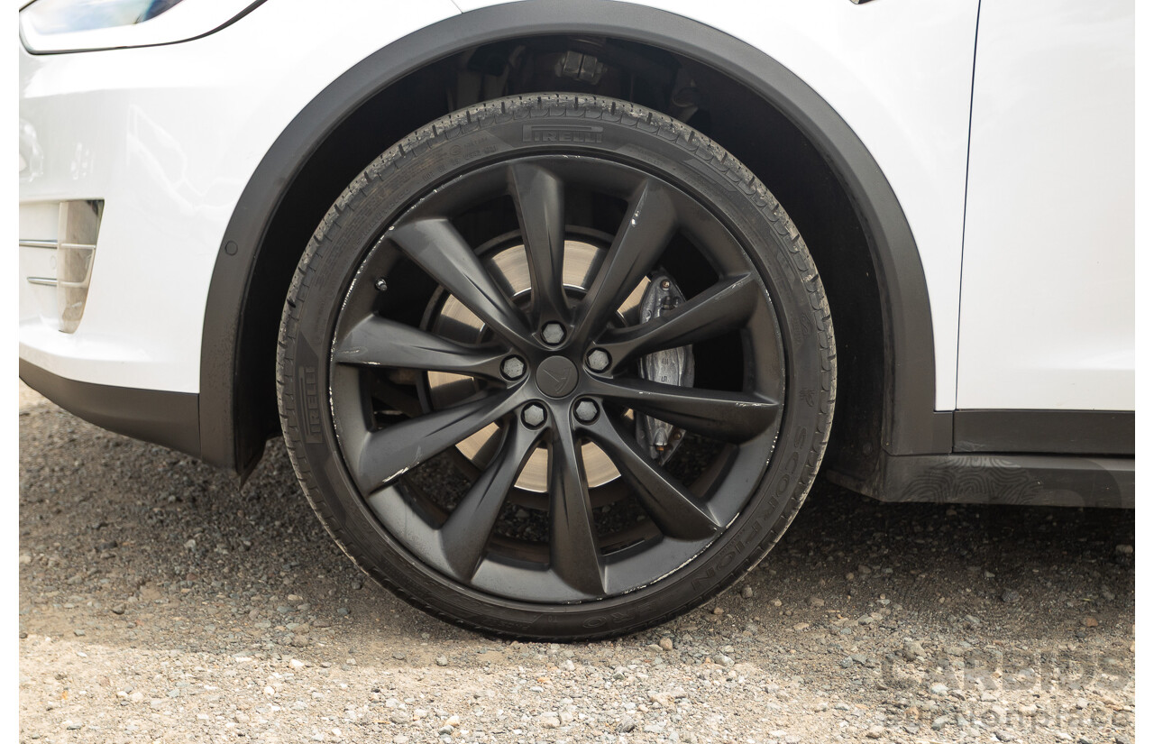 11/2016 Tesla Model X 90D (AWD) 75XB MY17 4d Wagon Pearl White Dedicated Electric EV 315kw - 7 Seater