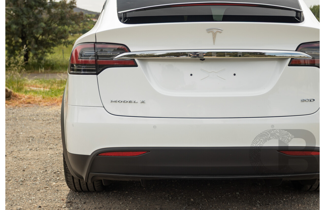 11/2016 Tesla Model X 90D (AWD) 75XB MY17 4d Wagon Pearl White Dedicated Electric EV 315kw - 7 Seater