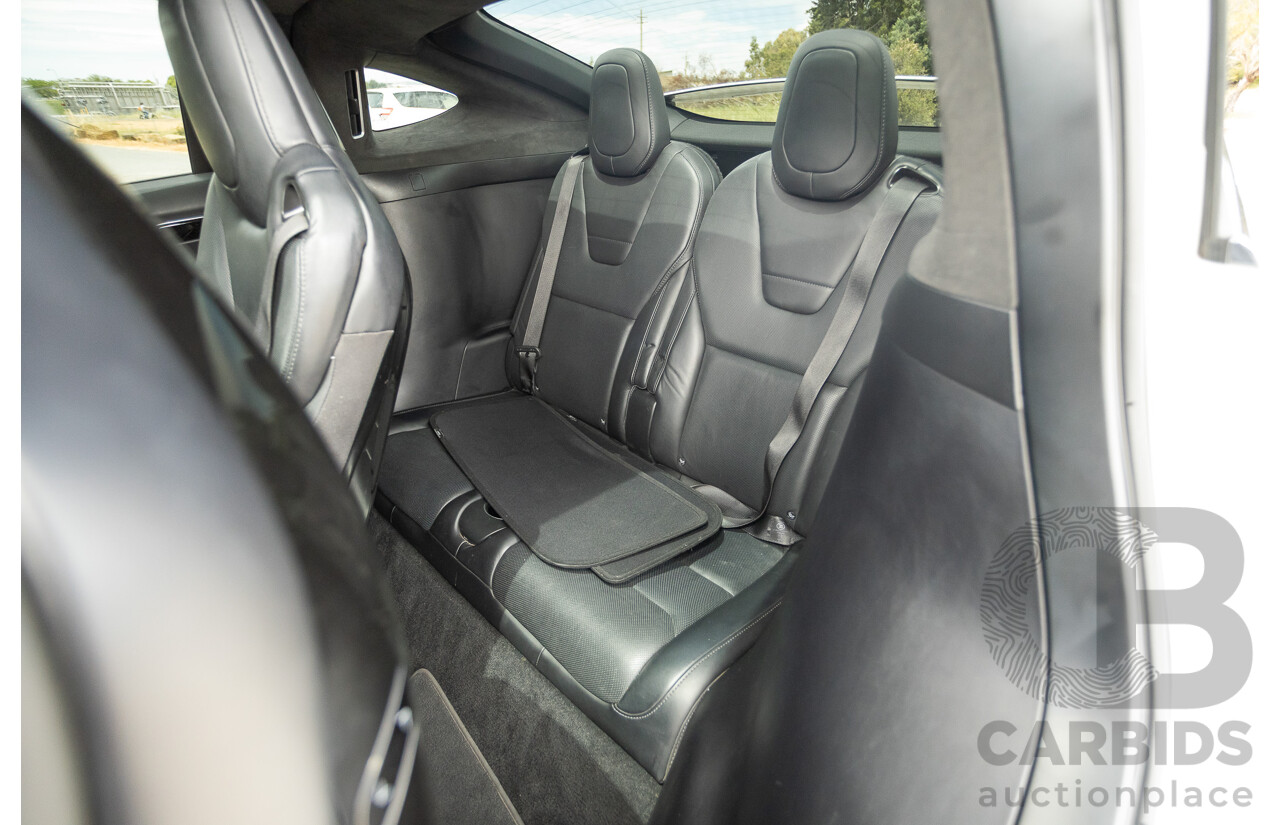 11/2016 Tesla Model X 90D (AWD) 75XB MY17 4d Wagon Pearl White Dedicated Electric EV 315kw - 7 Seater