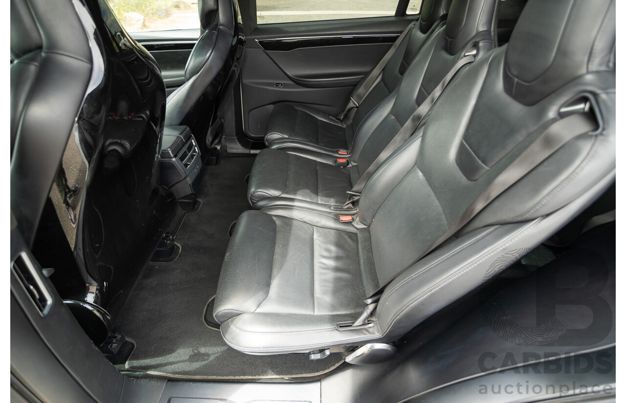 11/2016 Tesla Model X 90D (AWD) 75XB MY17 4d Wagon Pearl White Dedicated Electric EV 315kw - 7 Seater