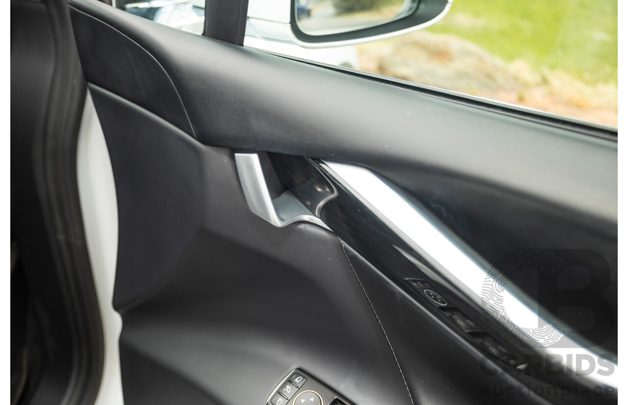 11/2016 Tesla Model X 90D (AWD) 75XB MY17 4d Wagon Pearl White Dedicated Electric EV 315kw - 7 Seater