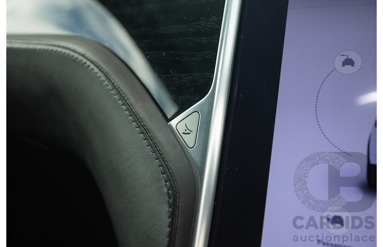 11/2016 Tesla Model X 90D (AWD) 75XB MY17 4d Wagon Pearl White Dedicated Electric EV 315kw - 7 Seater