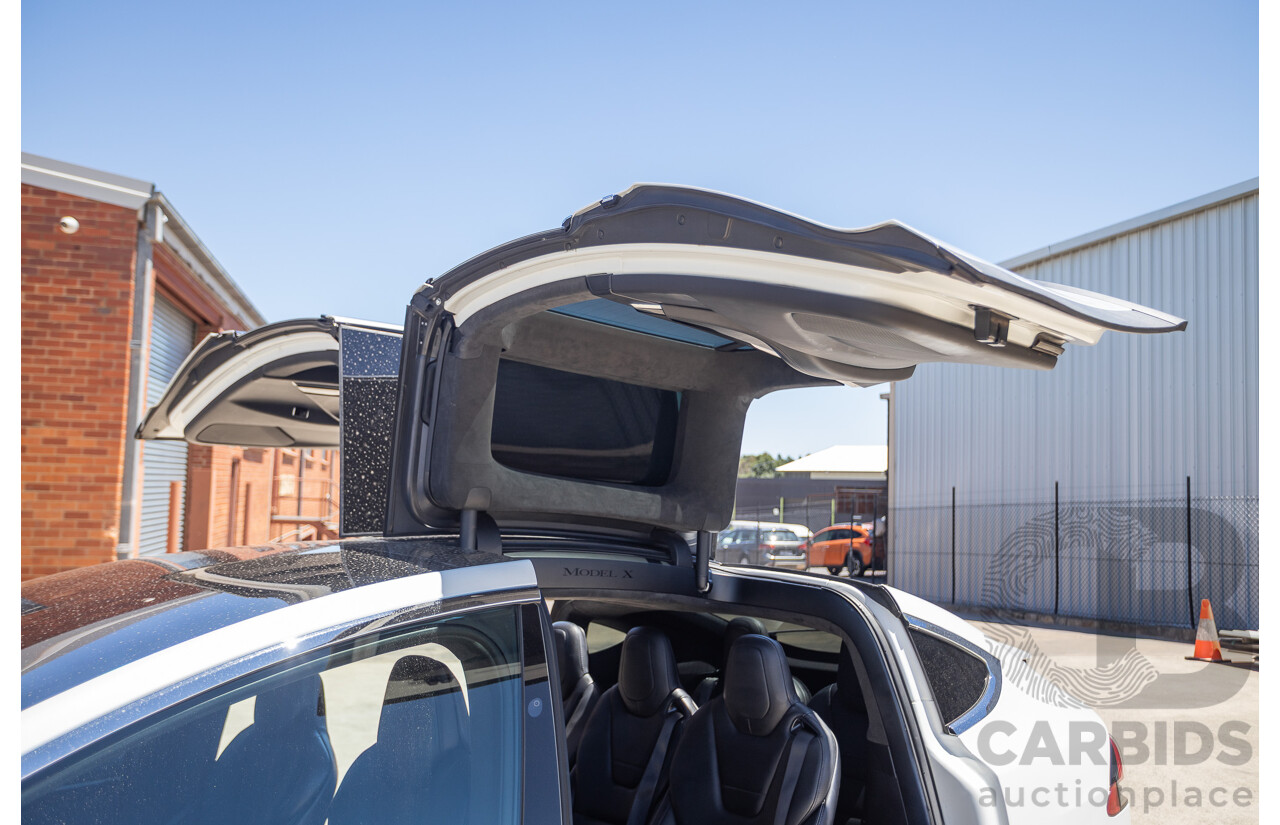 11/2016 Tesla Model X 90D (AWD) 75XB MY17 4d Wagon Pearl White Dedicated Electric EV 315kw - 7 Seater