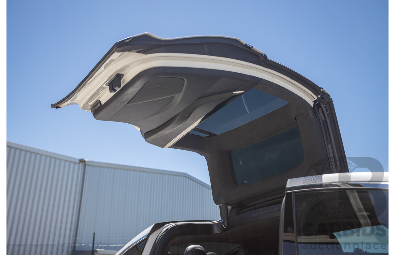 11/2016 Tesla Model X 90D (AWD) 75XB MY17 4d Wagon Pearl White Dedicated Electric EV 315kw - 7 Seater