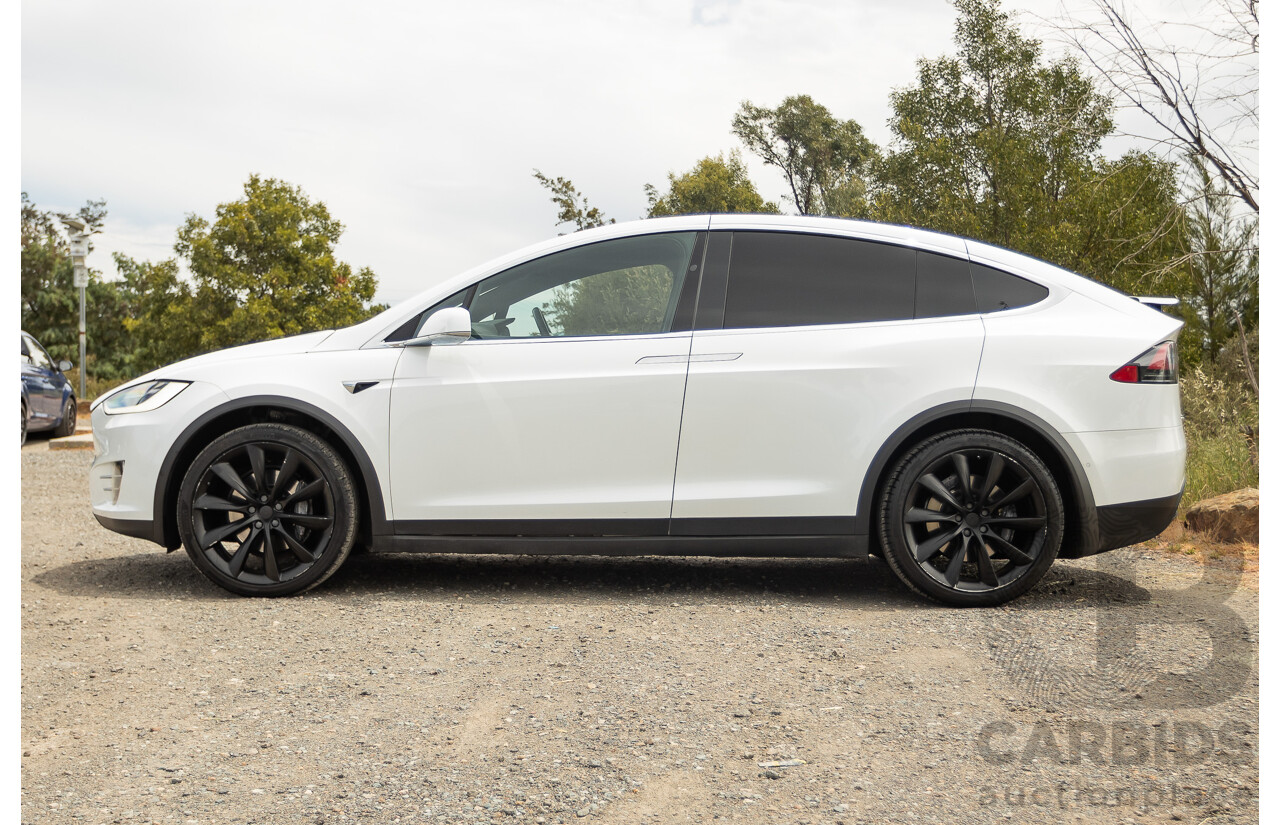 11/2016 Tesla Model X 90D (AWD) 75XB MY17 4d Wagon Pearl White Dedicated Electric EV 315kw - 7 Seater