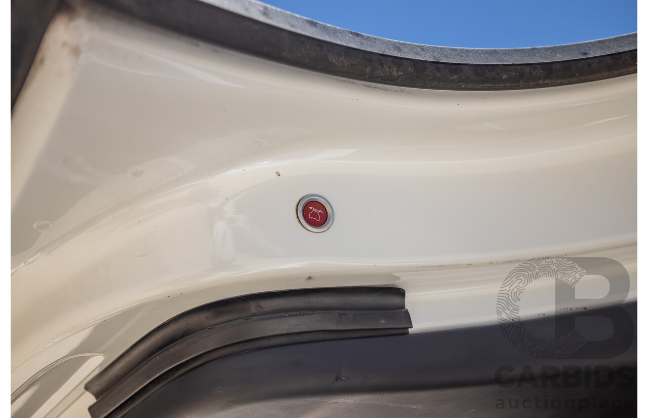 11/2016 Tesla Model X 90D (AWD) 75XB MY17 4d Wagon Pearl White Dedicated Electric EV 315kw - 7 Seater