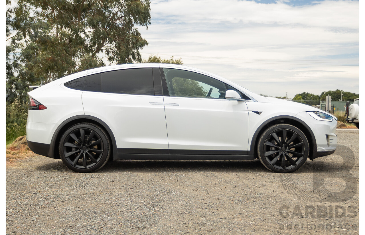 11/2016 Tesla Model X 90D (AWD) 75XB MY17 4d Wagon Pearl White Dedicated Electric EV 315kw - 7 Seater