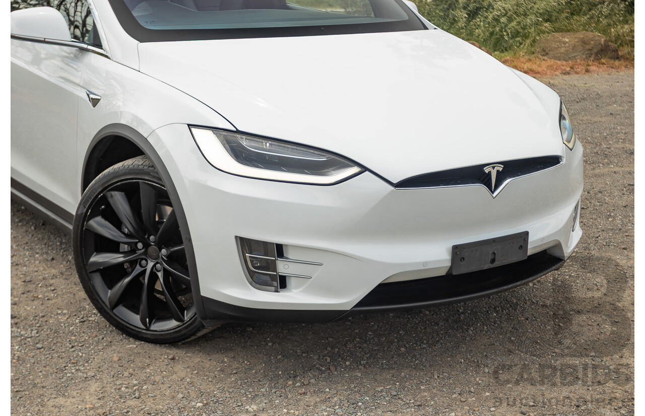 11/2016 Tesla Model X 90D (AWD) 75XB MY17 4d Wagon Pearl White Dedicated Electric EV 315kw - 7 Seater