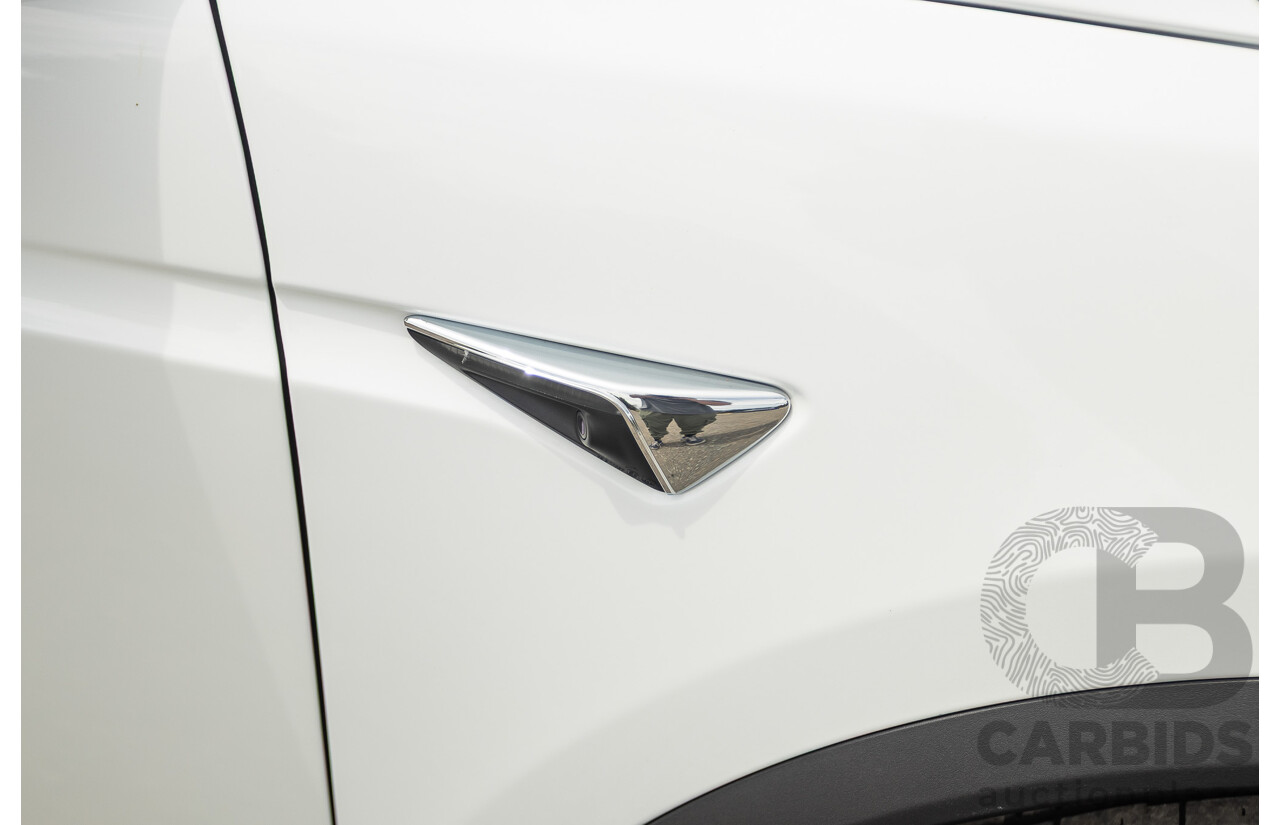 11/2016 Tesla Model X 90D (AWD) 75XB MY17 4d Wagon Pearl White Dedicated Electric EV 315kw - 7 Seater