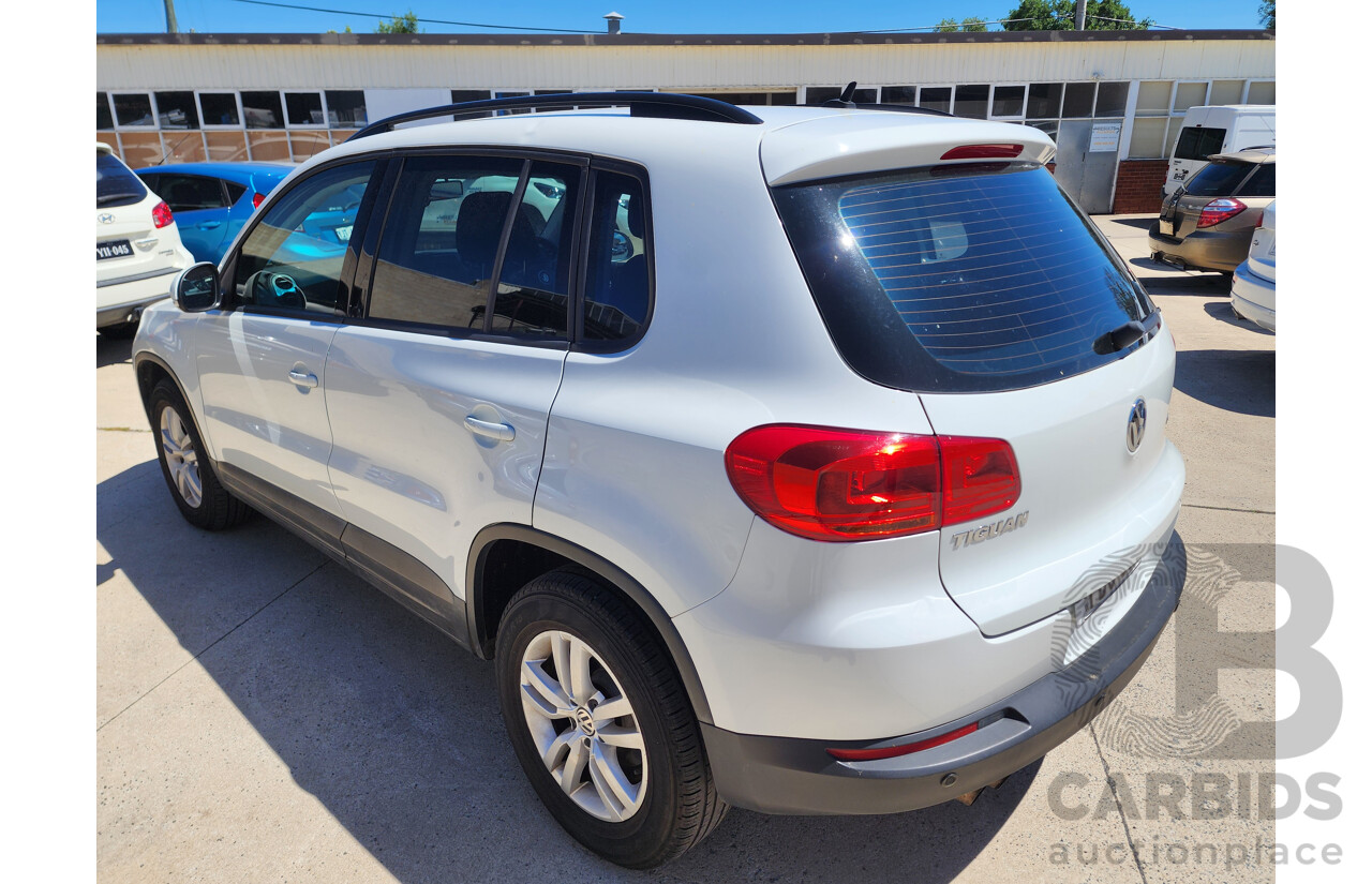 6/2015 Volkswagen Tiguan 118 TSI (4x2) 5NC MY15 4d Wagon White 1.4L