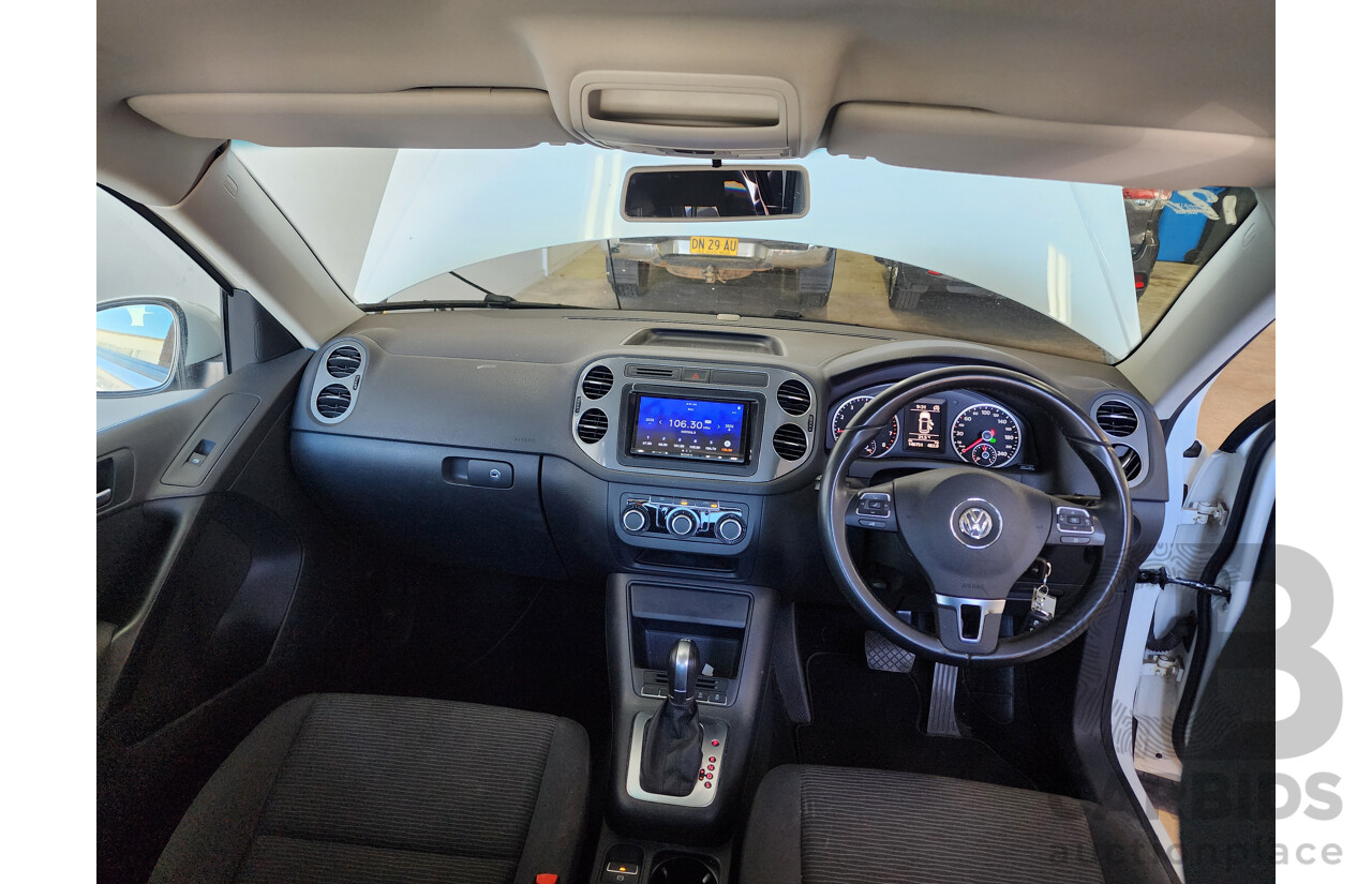 6/2015 Volkswagen Tiguan 118 TSI (4x2) 5NC MY15 4d Wagon White 1.4L