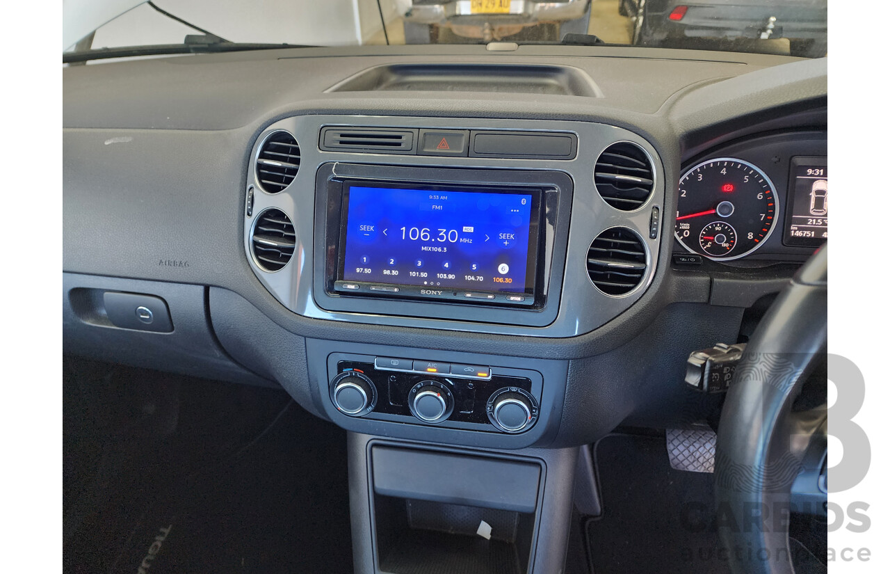 6/2015 Volkswagen Tiguan 118 TSI (4x2) 5NC MY15 4d Wagon White 1.4L