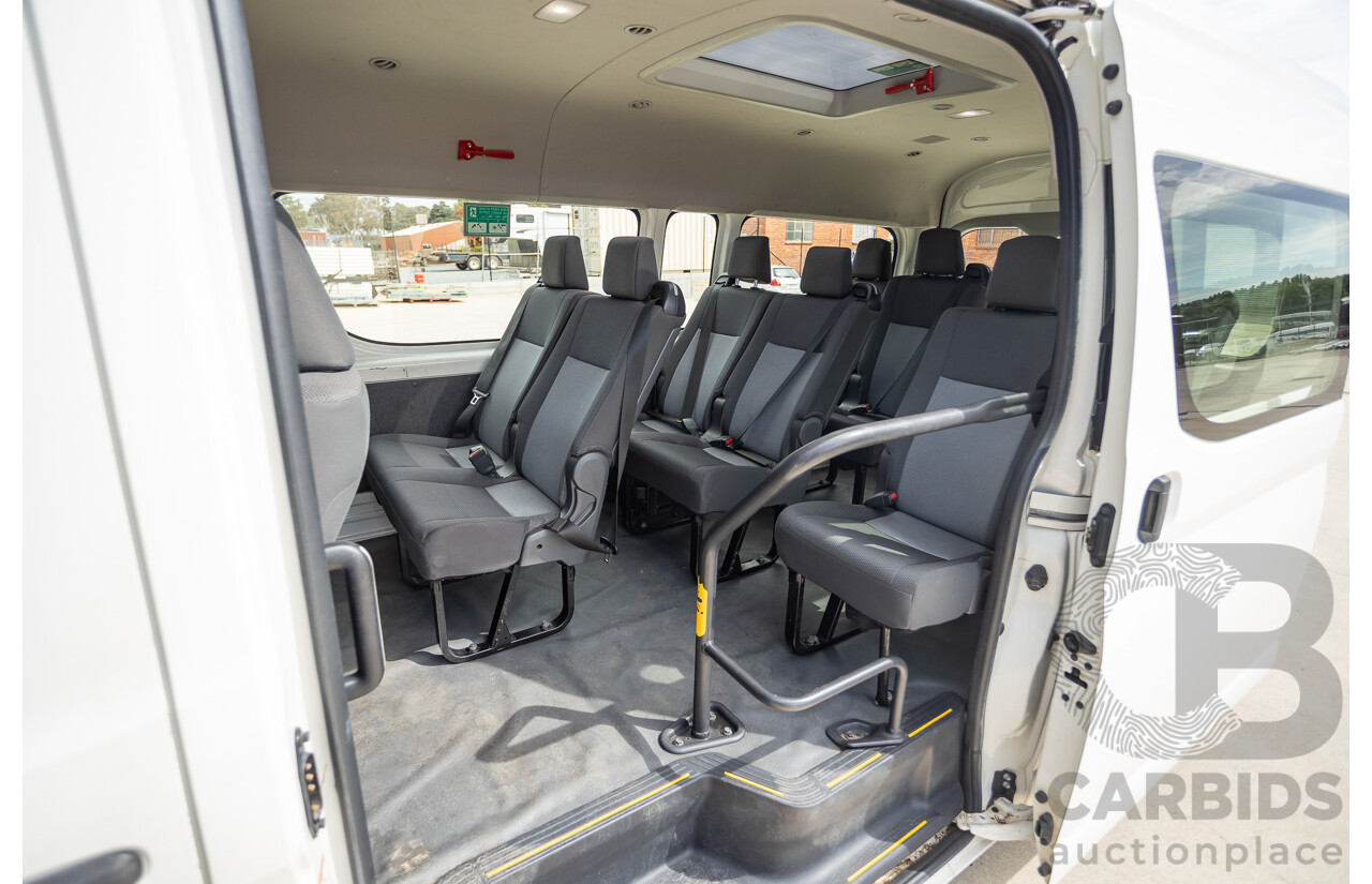 09/2019 Toyota Hiace LWB GDH322R 4d Commuter Bus French Vanilla White Turbo Diesel 2.8L