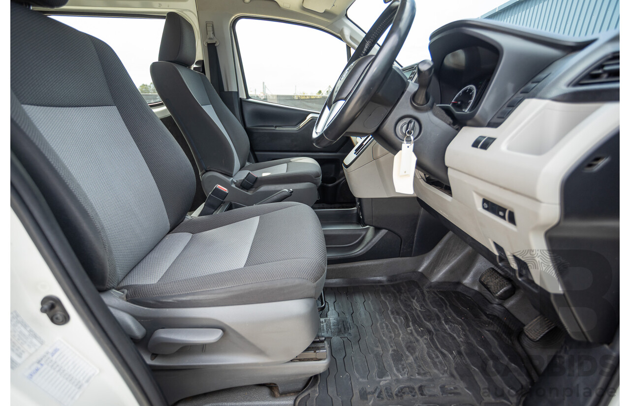 09/2019 Toyota Hiace LWB GDH322R 4d Commuter Bus French Vanilla White Turbo Diesel 2.8L