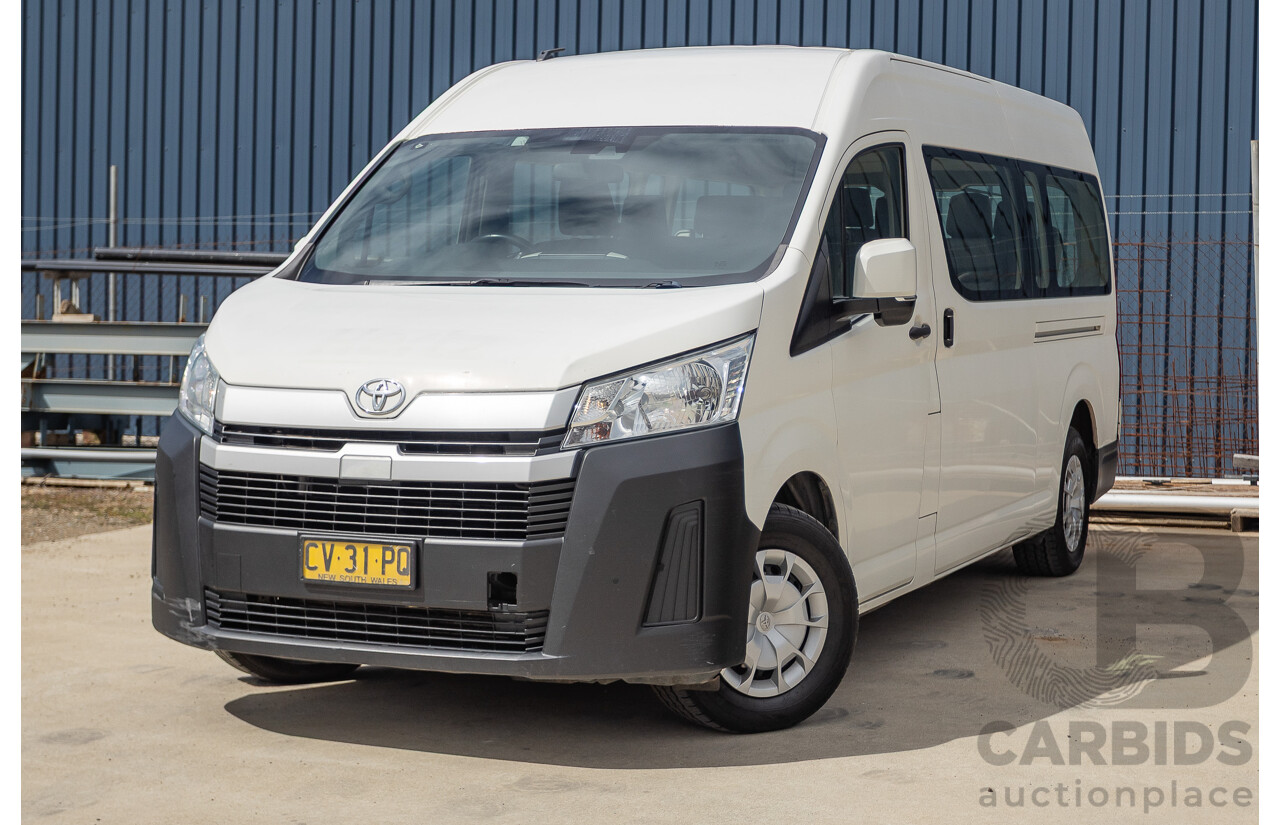 09/2019 Toyota Hiace LWB GDH322R 4d Commuter Bus French Vanilla White Turbo Diesel 2.8L