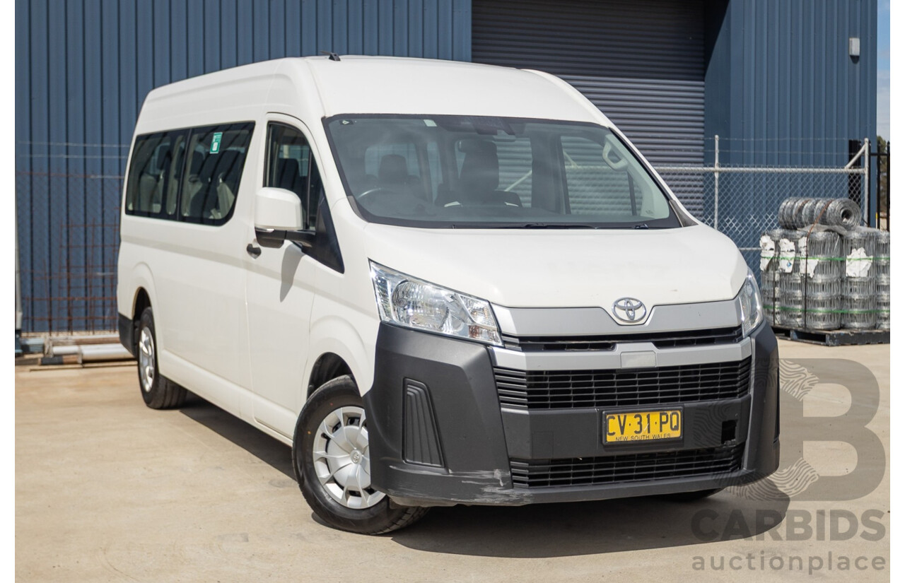 09/2019 Toyota Hiace LWB GDH322R 4d Commuter Bus French Vanilla White Turbo Diesel 2.8L