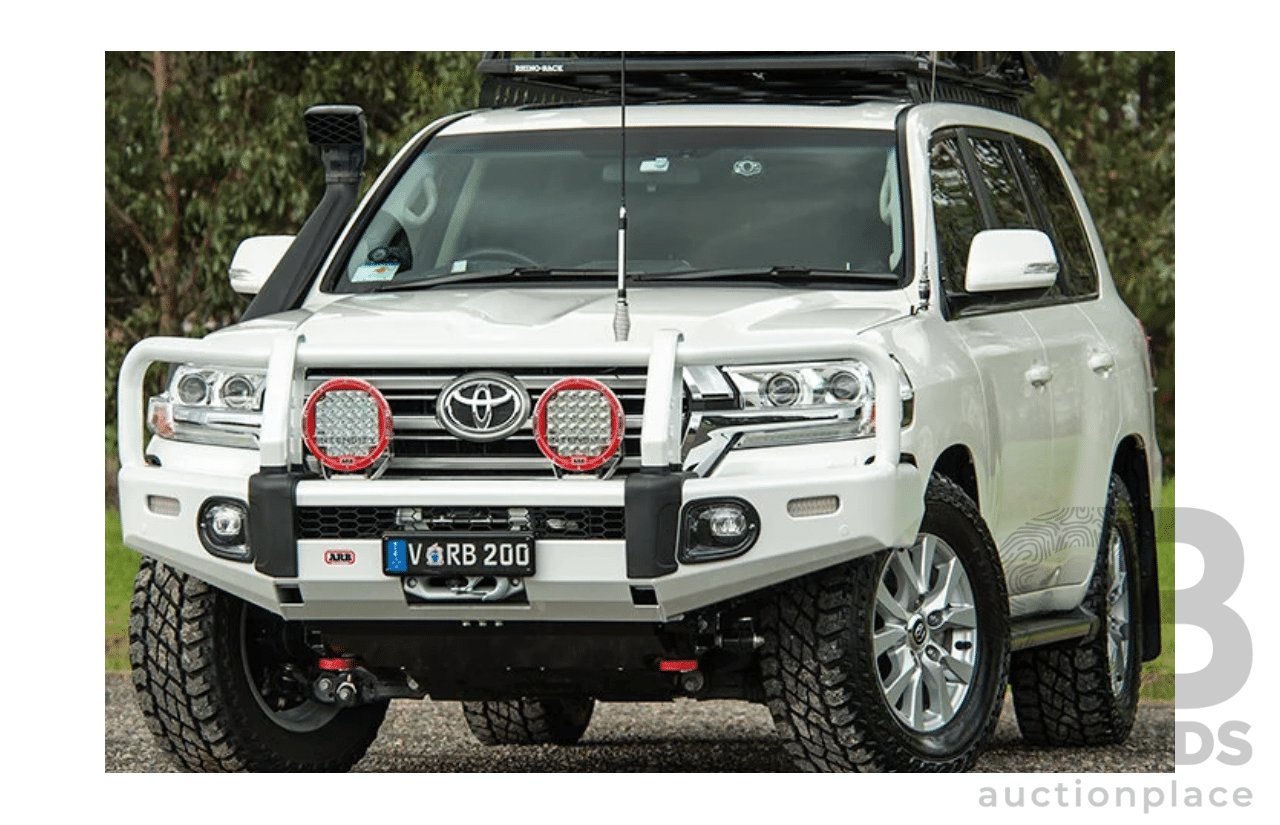 ARB Summit Bullbar with Fog Lights 3215200 to Suit 200 Series Land Cruiser GX/GXL 2015 - 2021 ORP $5,489.95