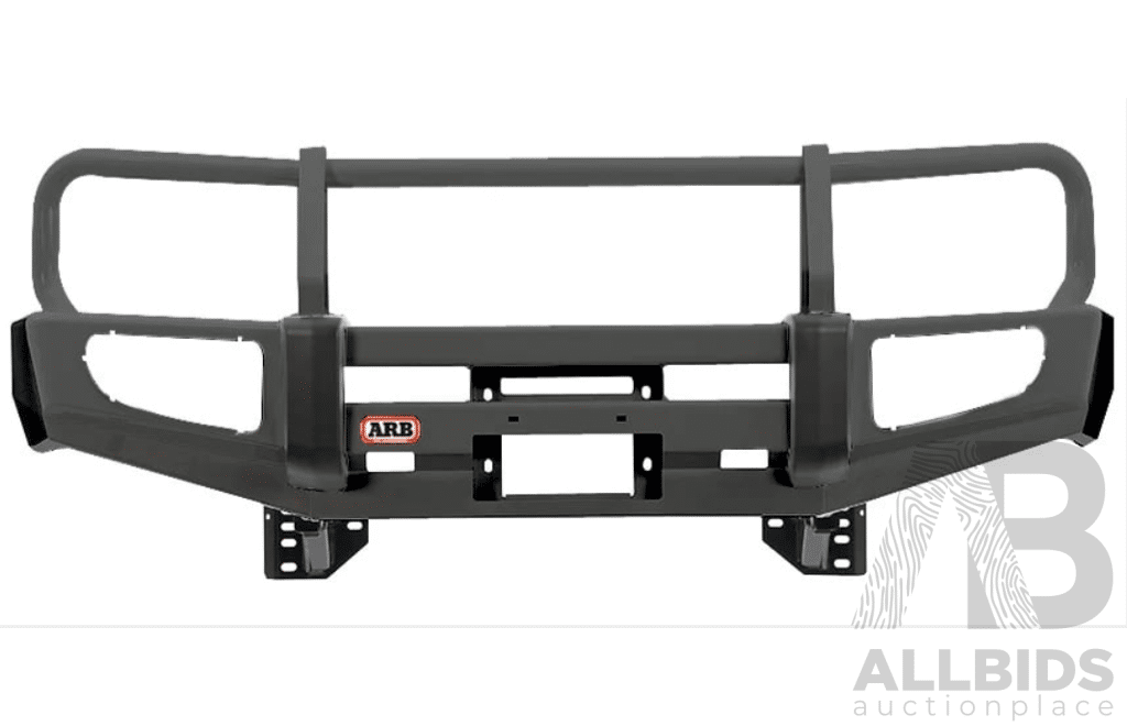 ARB Toyota Landcruiser (2007 - 2011) 3415110 Deluxe 200 Series Winch Bull Bar - Black Powder Coat Finish
