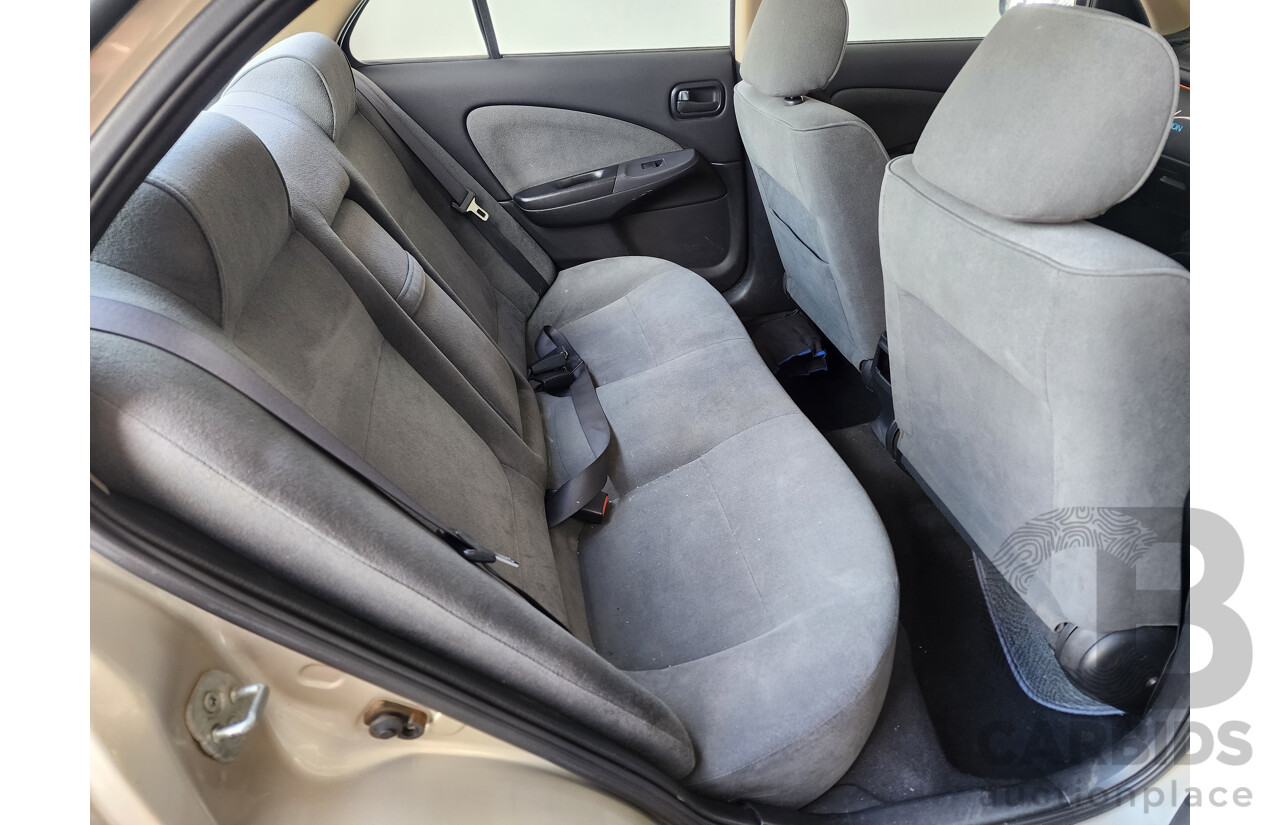 11/2003 Nissan Pulsar Q N16 MY03 4d Sedan Gold 1.8L