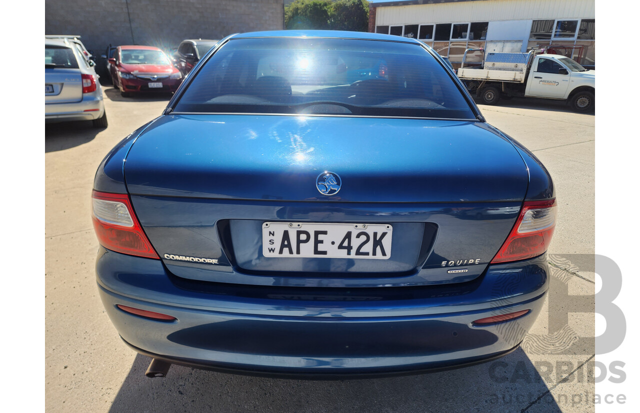 8/2002 Holden Commodore Equipe VXII 4d Sedan Blue 3.8L