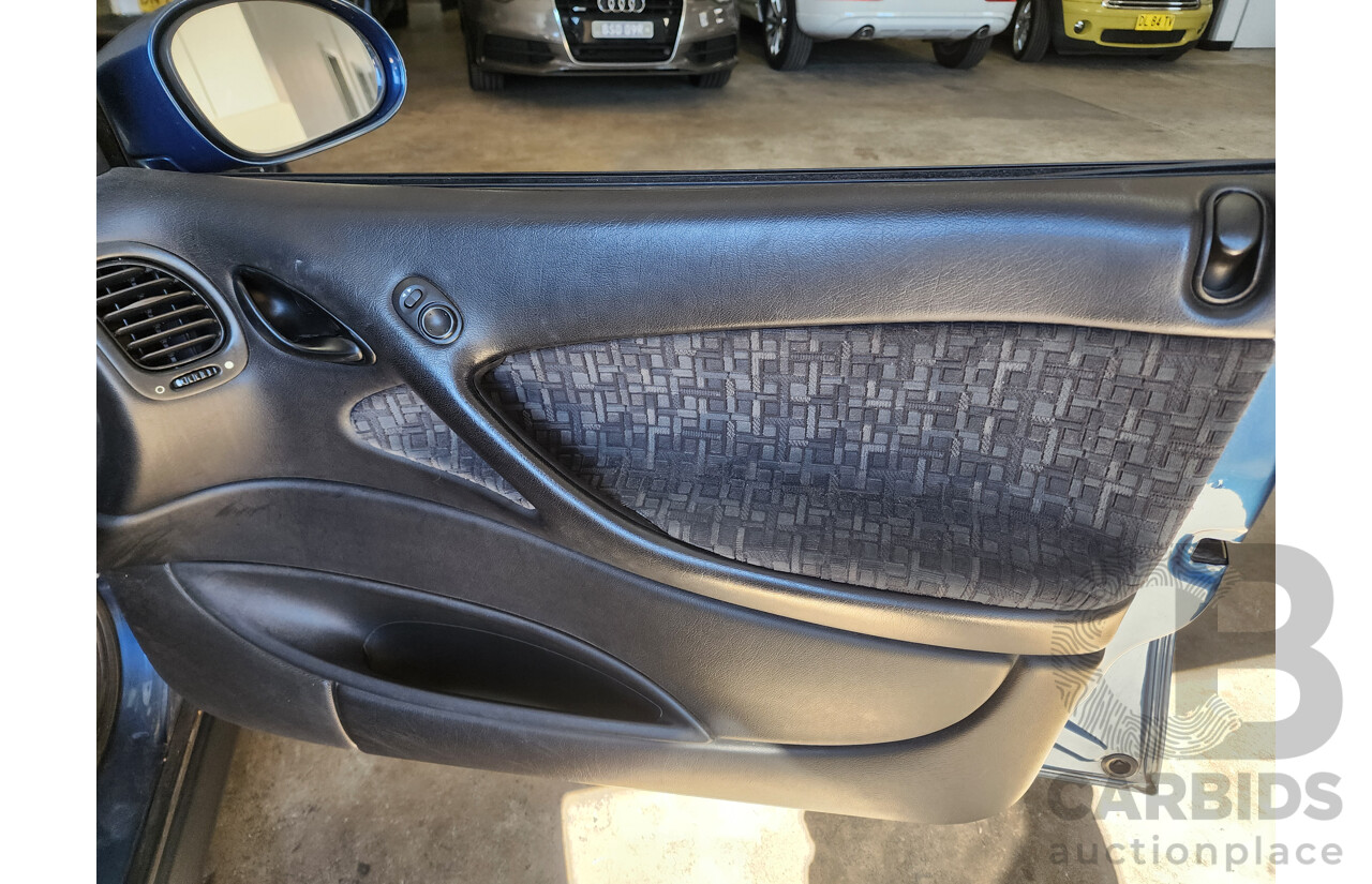 8/2002 Holden Commodore Equipe VXII 4d Sedan Blue 3.8L