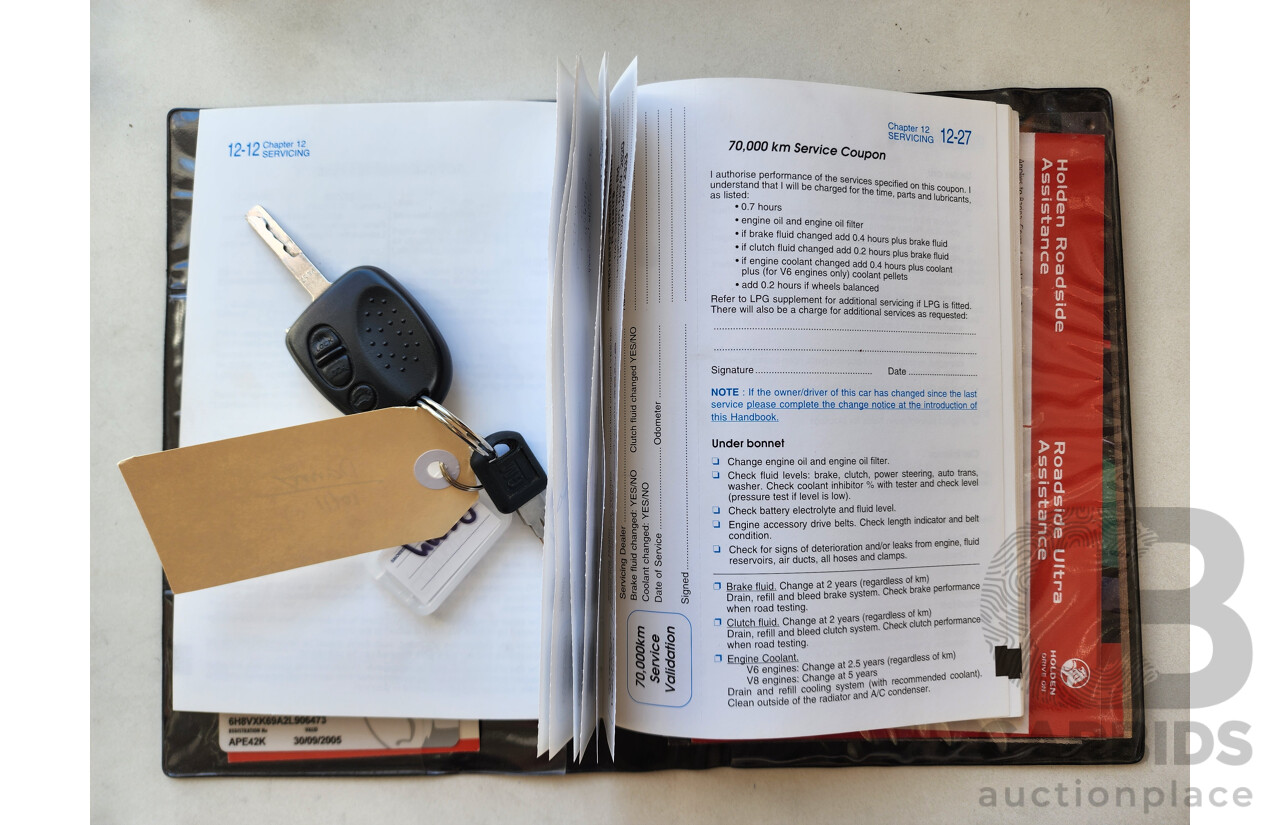 8/2002 Holden Commodore Equipe VXII 4d Sedan Blue 3.8L