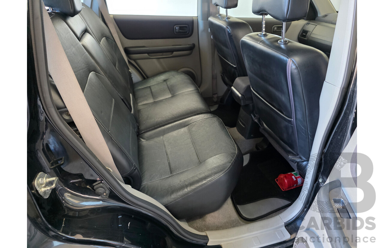 11/2004 Nissan X-Trail Ti-L (sunroof) (4x4) T30 4d Wagon Black 2.5L
